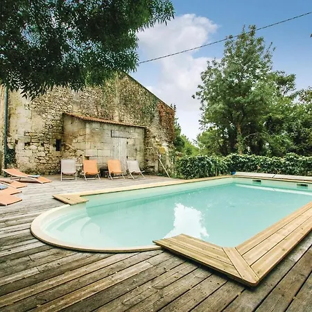 Holiday home Beautiful Home In St Germain With Kitchen
